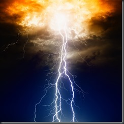 dreamstime_m_31422126lightening