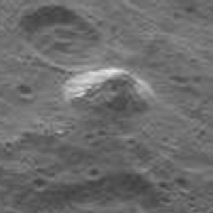 PYRAMID CERES BLACK-WHITE