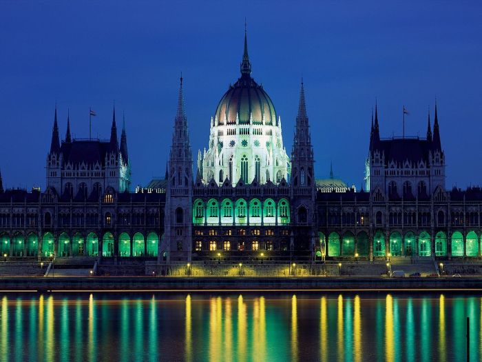 PARLIAMENT BUILDING BUDAPEST HUNGARY PHOTO: WIKIMEDIA